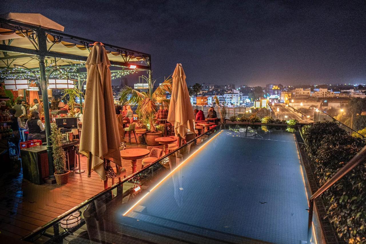 Hotel Lobby Σεβίλλη Εξωτερικό φωτογραφία Rooftop bar in Marrakech, Morocco