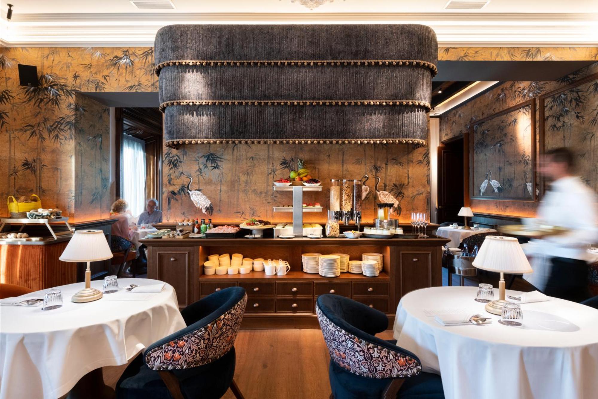 Hotel Lobby Σεβίλλη Εξωτερικό φωτογραφία The restaurant in 2019