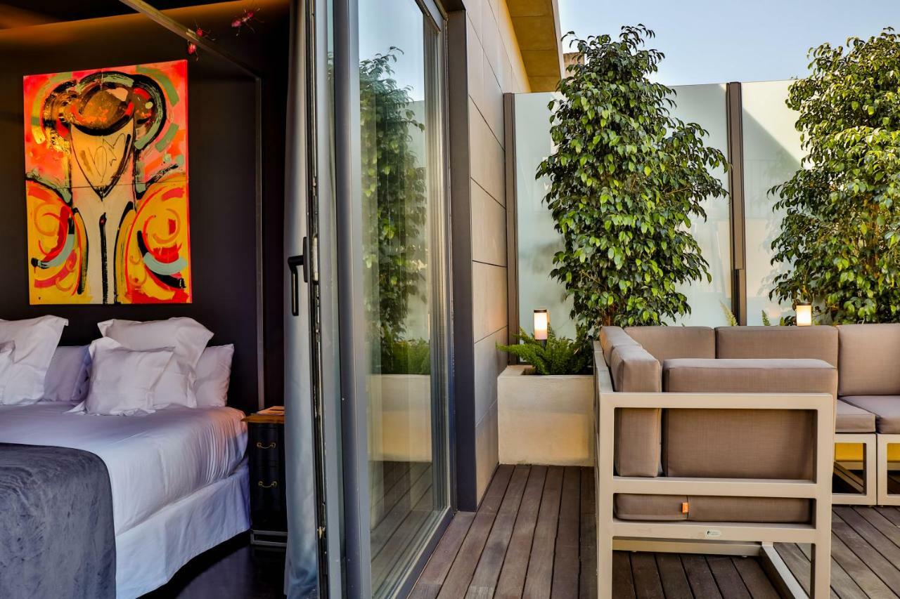Hotel Lobby Σεβίλλη Εξωτερικό φωτογραφία A room at the hotel