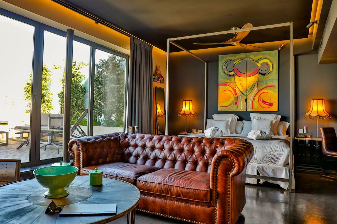 Hotel Lobby Σεβίλλη Εξωτερικό φωτογραφία A suite at the hotel